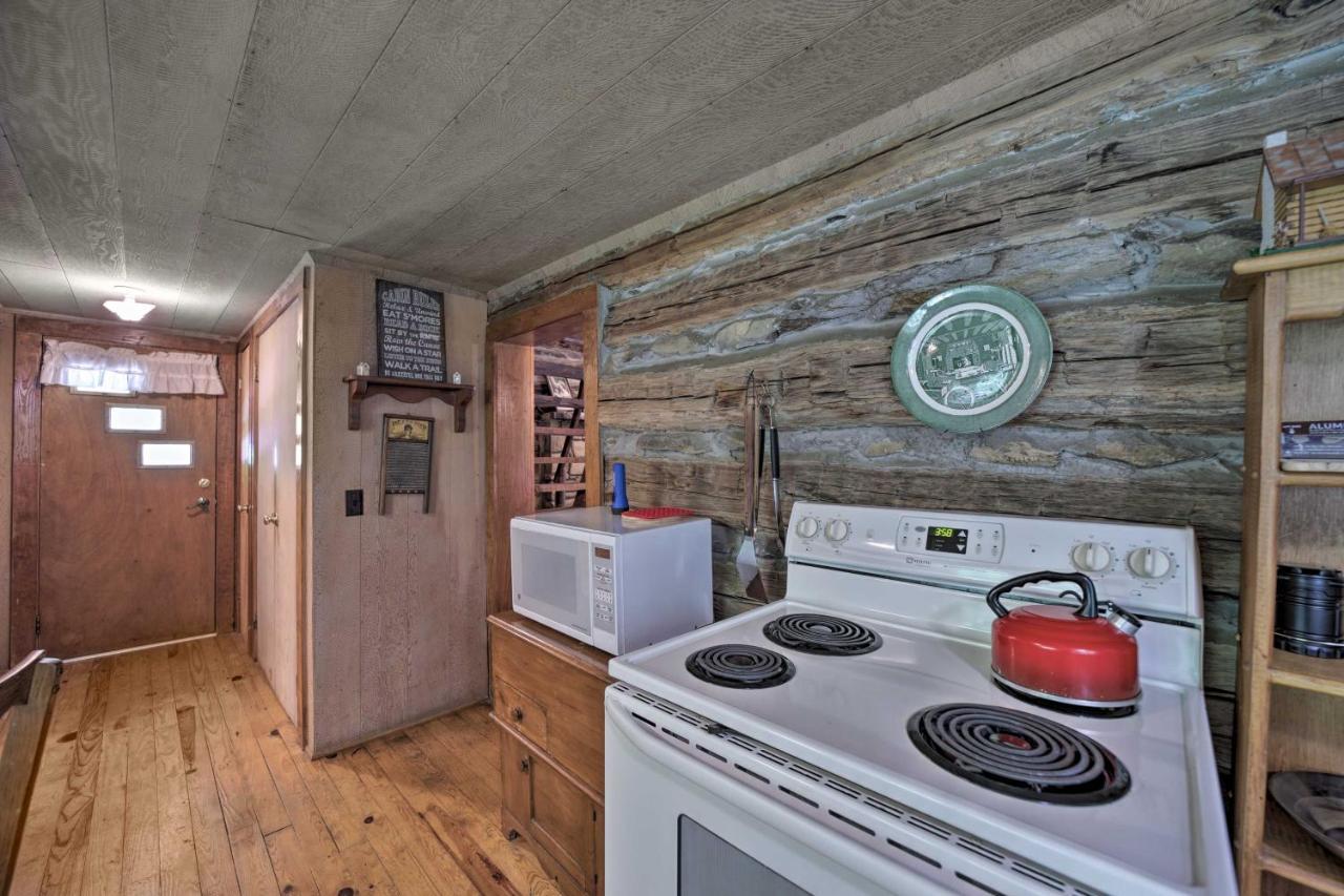 Historic Cabin Grill And Hiking Trail Access! Bryson City Esterno foto