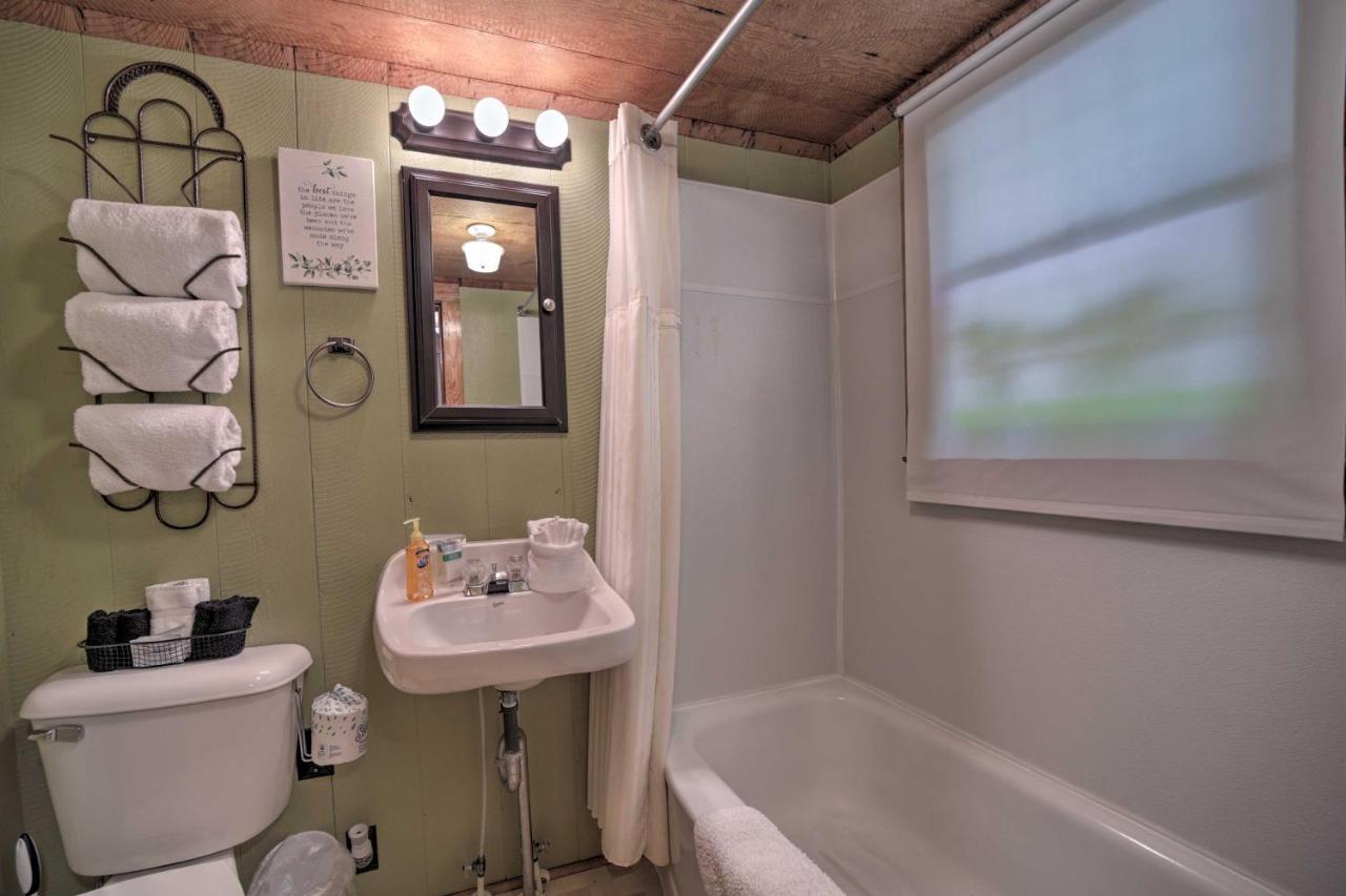Historic Cabin Grill And Hiking Trail Access! Bryson City Esterno foto