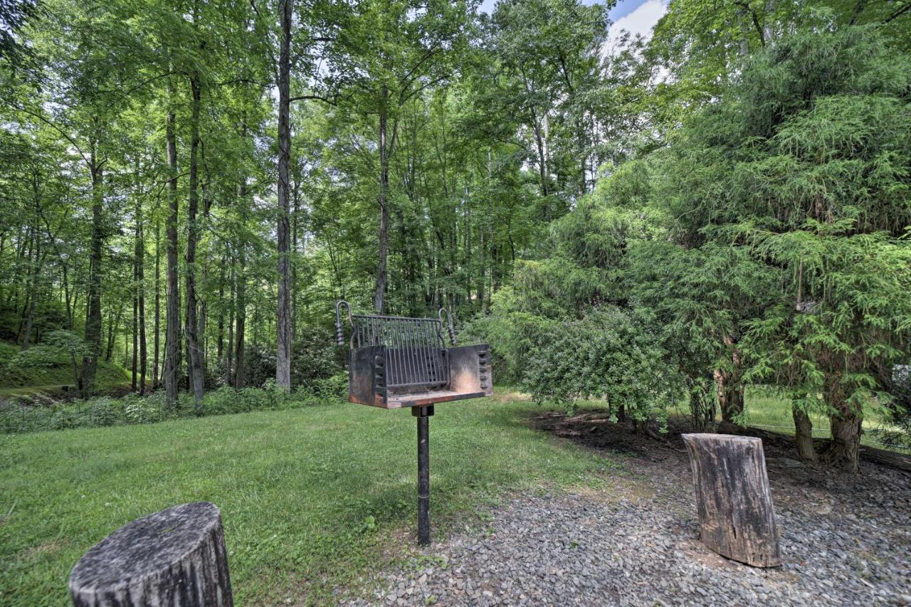 Historic Cabin Grill And Hiking Trail Access! Bryson City Esterno foto