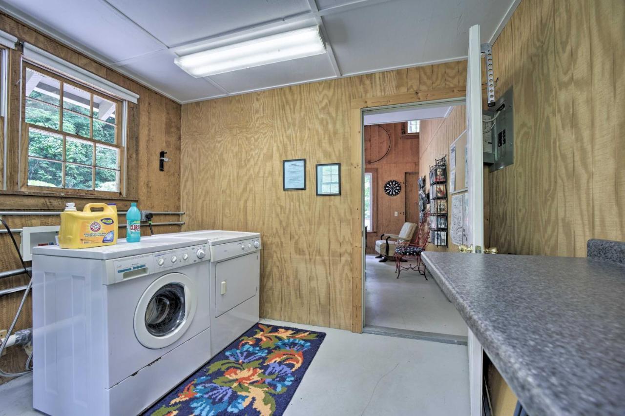 Historic Cabin Grill And Hiking Trail Access! Bryson City Esterno foto